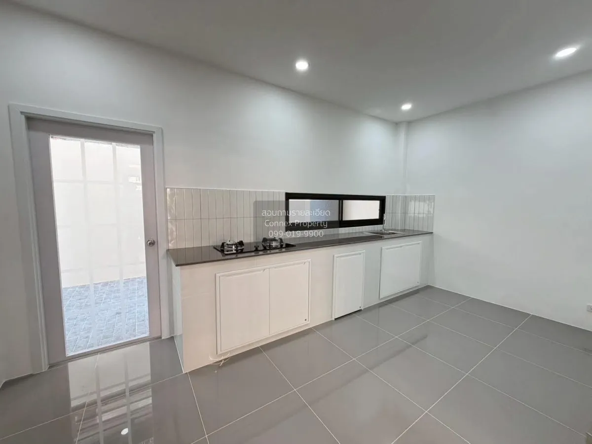 ขายทาวน์เฮ้าส์/ทาวน์โฮม  บ้านเมืองเพชร วิลเลจ 4 รีโนเวทใหม่ ฉิมพล