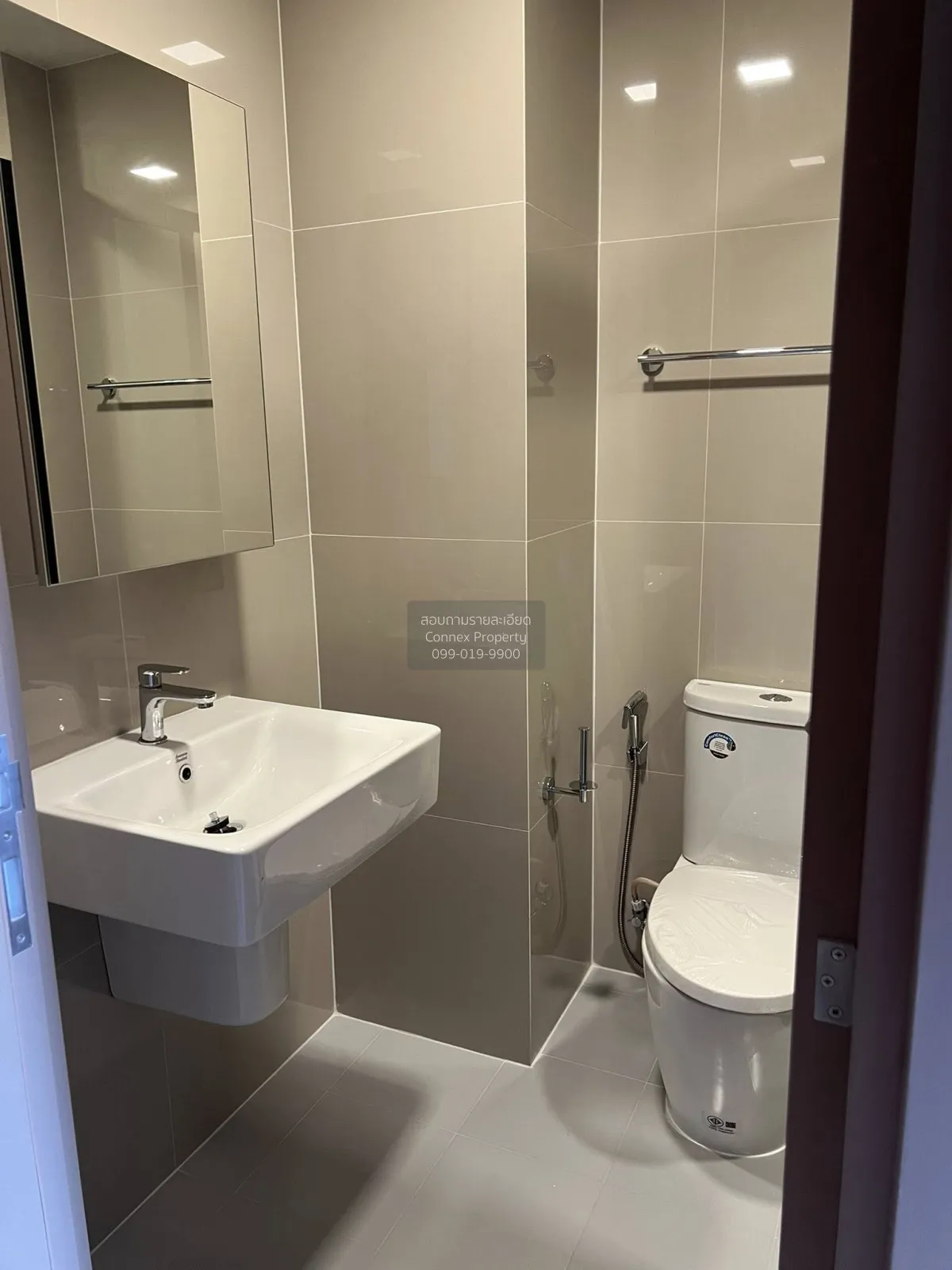 เช่าคอนโด  โฟล บาย แสนสิริ คลองสาน เขต คลองสาน กรุงเทพ CX-154266