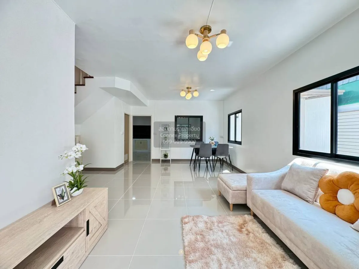 For Sale Townhouse/Townhome  , Baan Pruksa 33 Bangbuathong , newl
