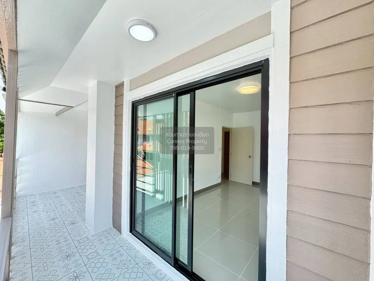 For Sale Townhouse/Townhome  , Baan Pruksa 33 Bangbuathong , newl
