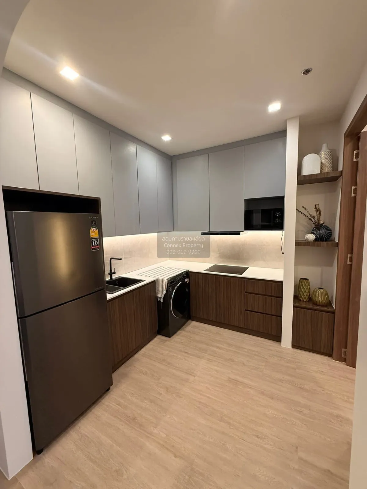 For Rent Condo , NOBLE STATE 39 , nice view , high floor , corner