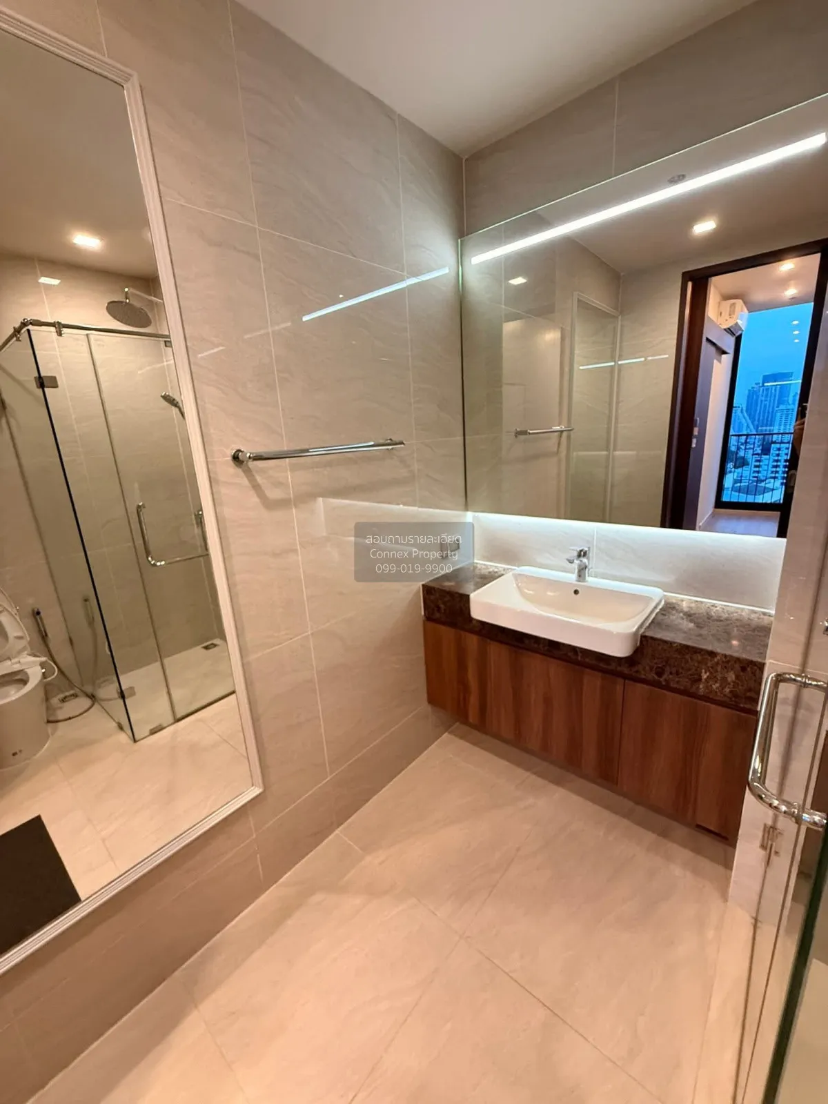 For Rent Condo , NOBLE STATE 39 , nice view , high floor , corner