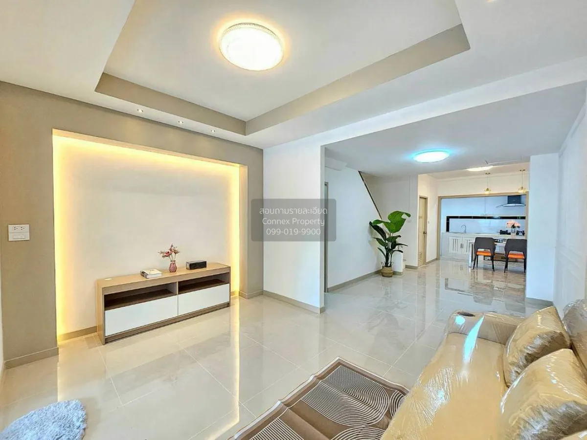 ขายทาวน์เฮ้าส์/ทาวน์โฮม  บ้านเต็มรัก รีโนเวทใหม่ บางคูรัด บางบัวท