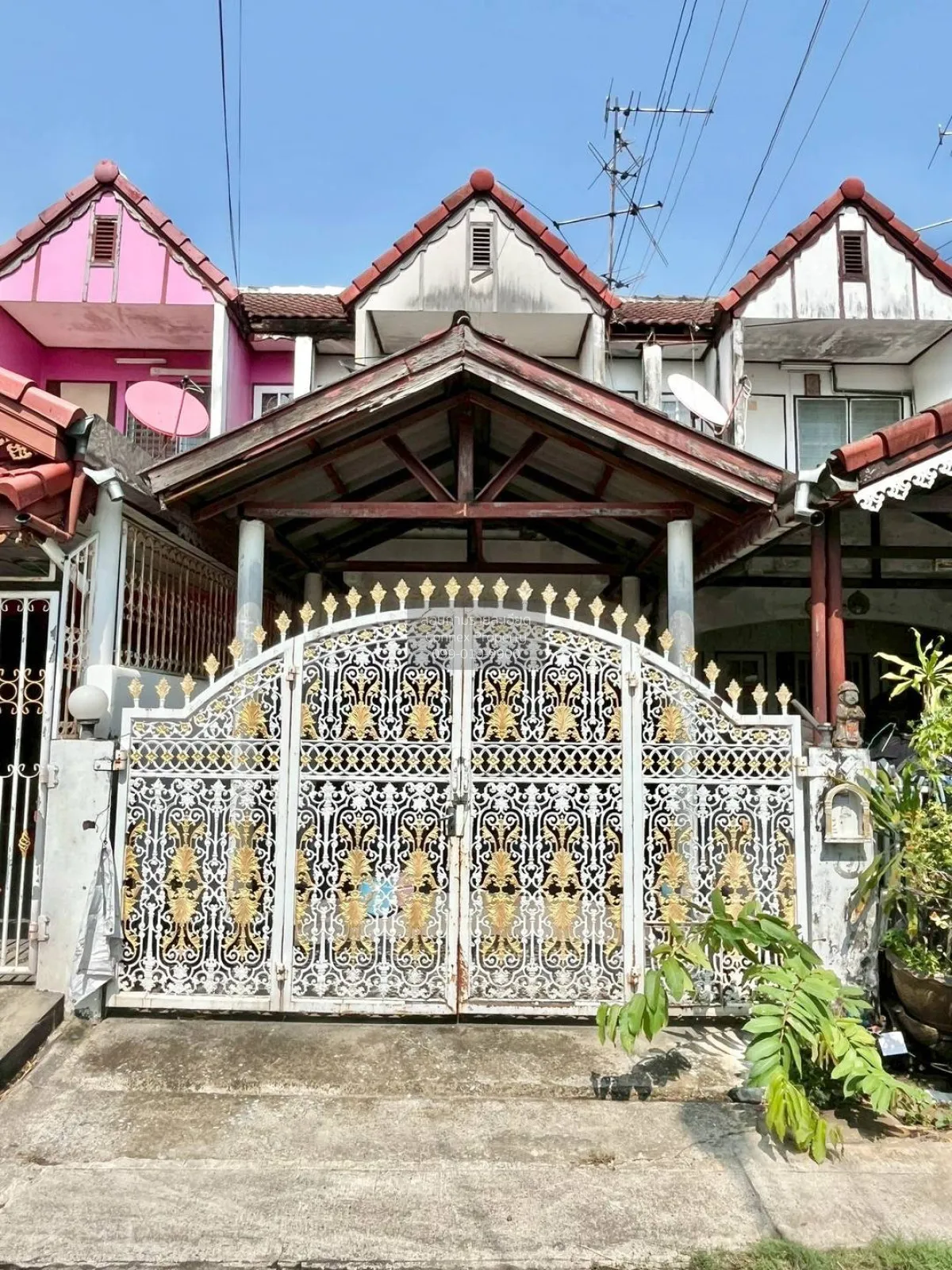 ขายทาวน์เฮ้าส์/ทาวน์โฮม  บ้านลานทอง รีโนเวทใหม่ บางพูด ปากเกร็ด ก 4