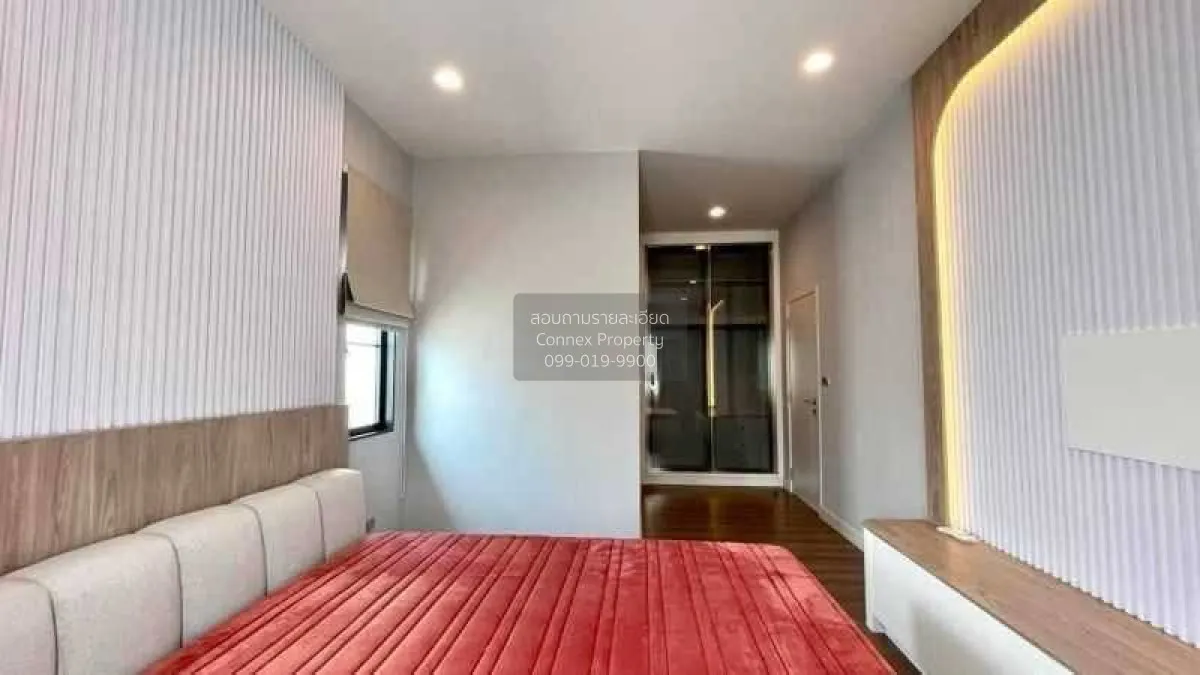For Sale House , Setthasiri Bangna - Suvarnabhumi , wide frontage
