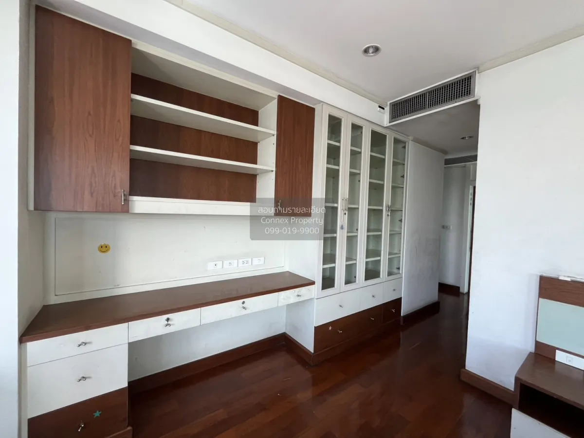 ขายคอนโด  รอยัล ริเวอร์ เพลส วิวแม่น้ำ บางโพงพาง เขต ยานนาวา กรุง