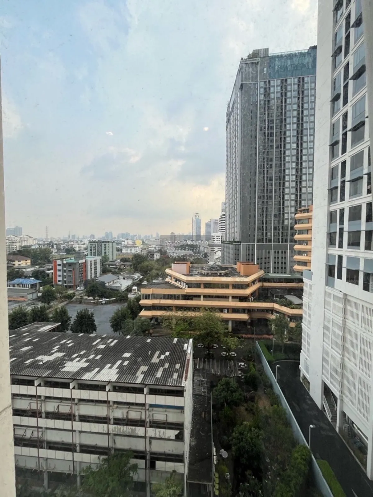 For Sale Condo , The Saint Residences , nice view , corner unit ,