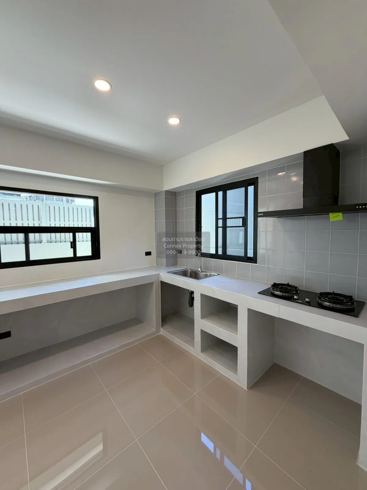 ขายทาวน์โฮม 3 ชั้น  โชคชัย 4 ซอย 54 แยก 1  ลาดพร้าว เขต ลาดพร้าว 