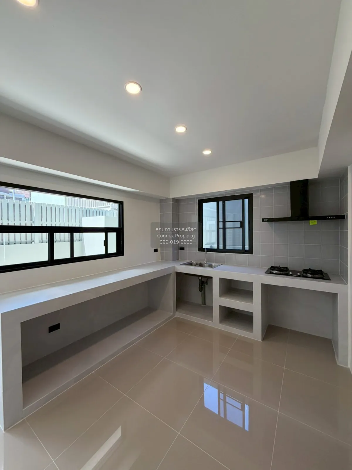 ขายทาวน์โฮม 3 ชั้น  โชคชัย 4 ซอย 54 แยก 1  ลาดพร้าว เขต ลาดพร้าว 