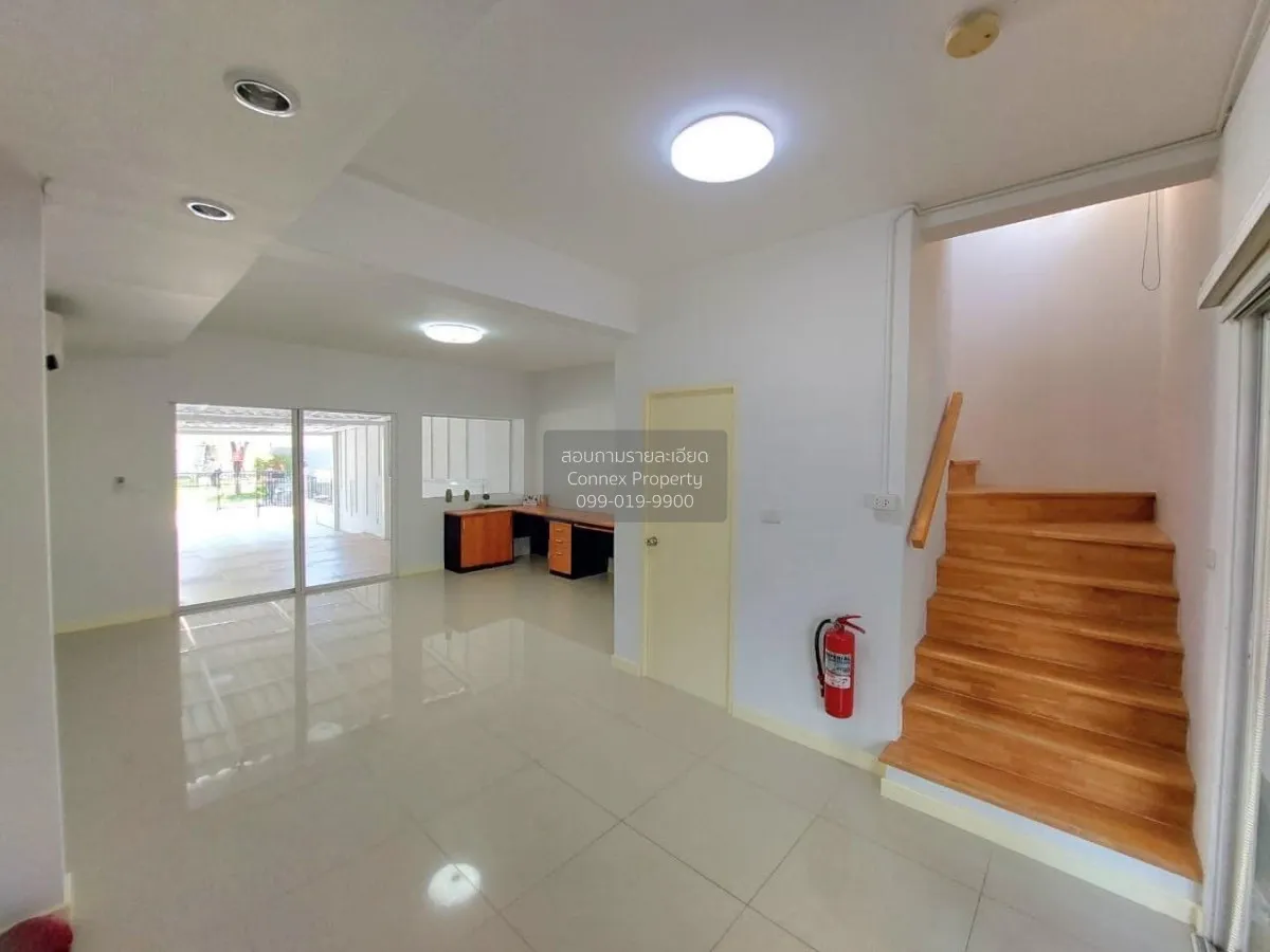 For Sale Townhouse/Townhome  , Indy Prachauthit 90-3 , Thung Khu 