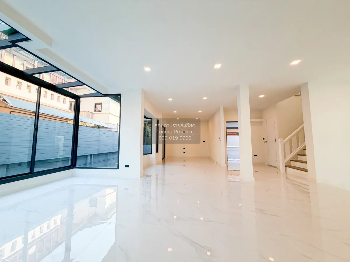 For Sale House , Laddarom Pinklao , corner unit , Bang Khu Wiang 
