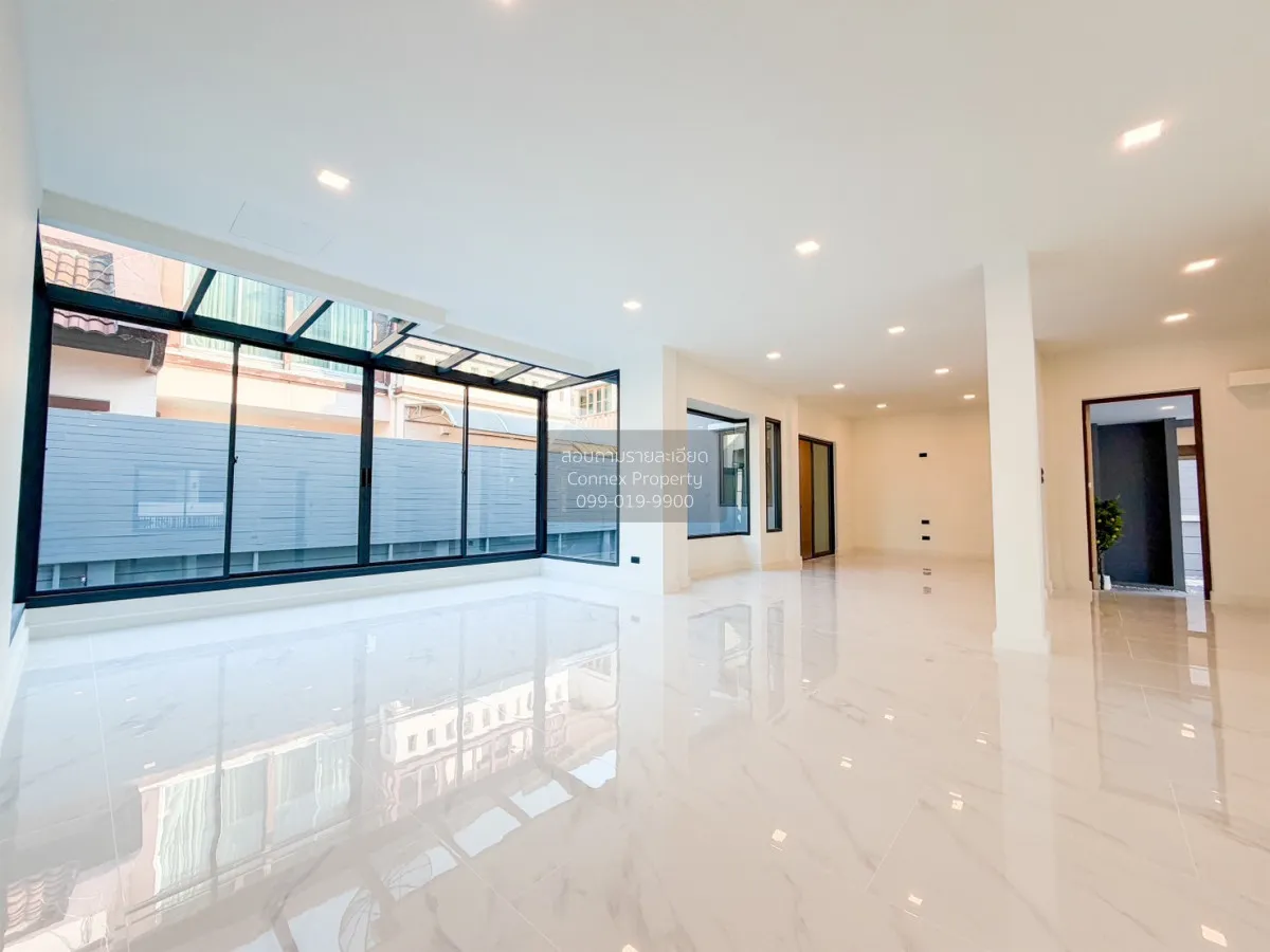 For Sale House , Laddarom Pinklao , corner unit , Bang Khu Wiang 