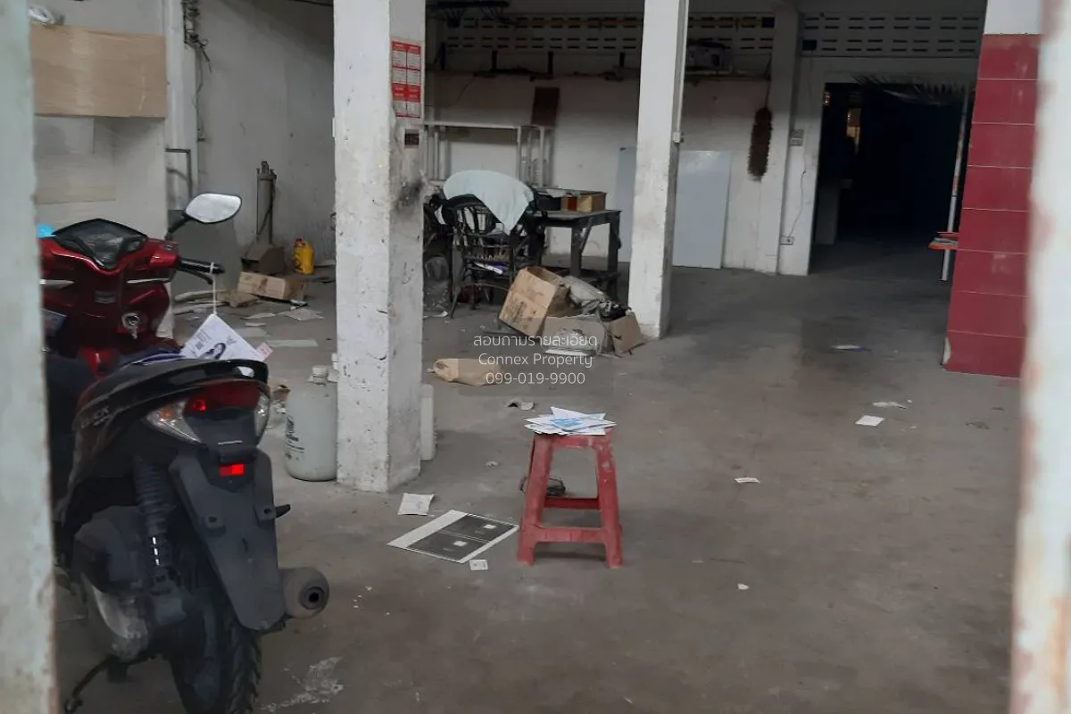 For Sale 3.5 - story commercial building 328 square meters Bang B
