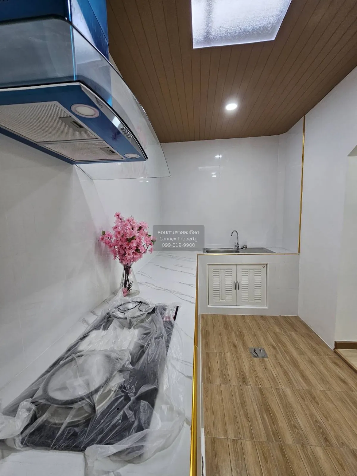 ขายทาวน์เฮ้าส์/ทาวน์โฮม  บ้าน ทหารกองหนุน รีโนเวทใหม่ MRT-บางชัน 