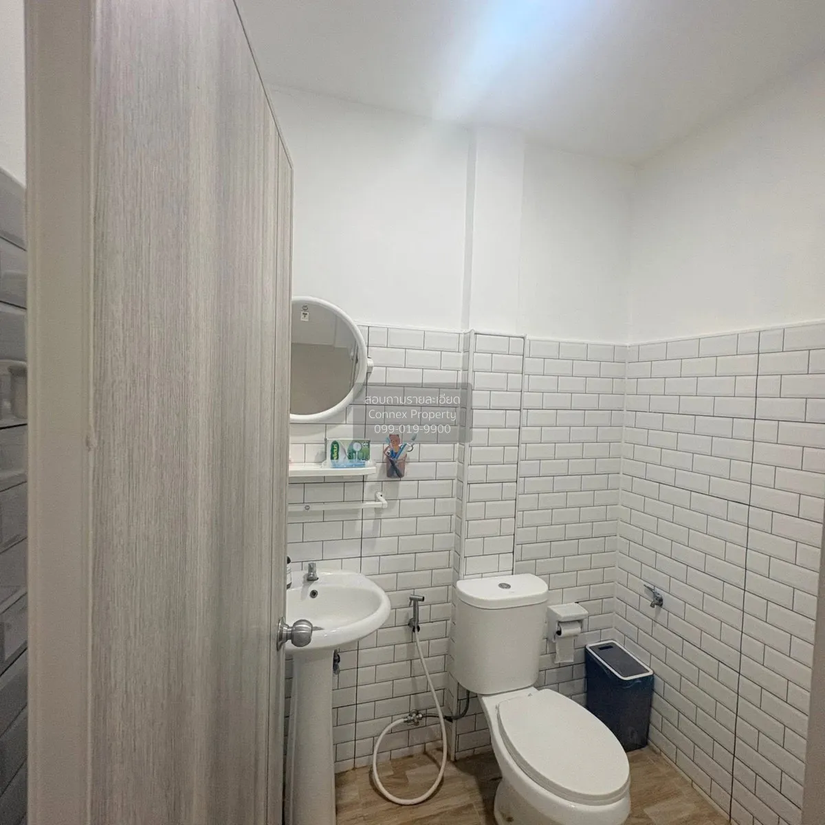 For Sale Townhouse/Townhome  , Baan Petchkasem 4 , newly renovate