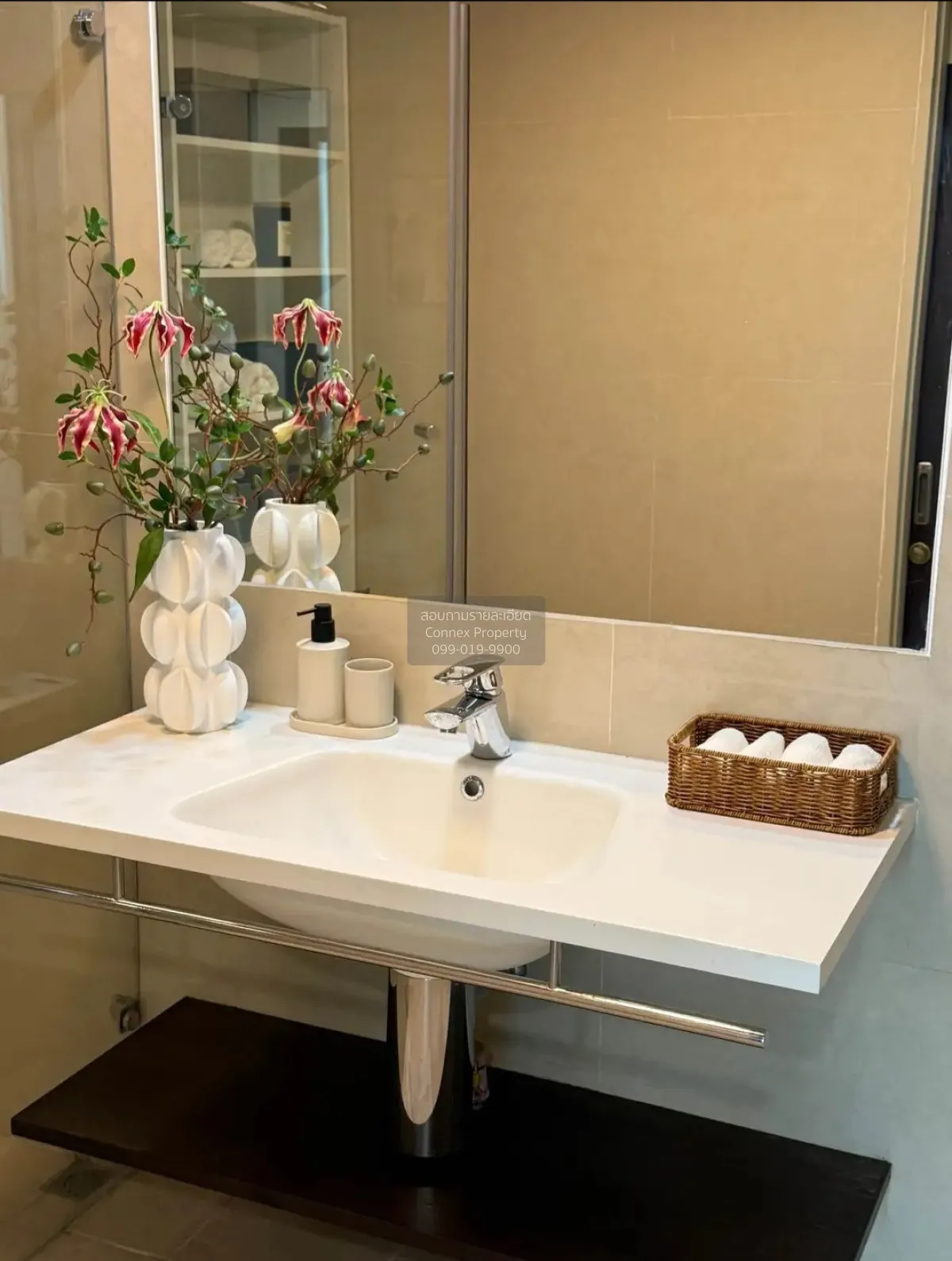 For Sale Condo , Baan Sathorn Chaopraya , nice view , high floor 