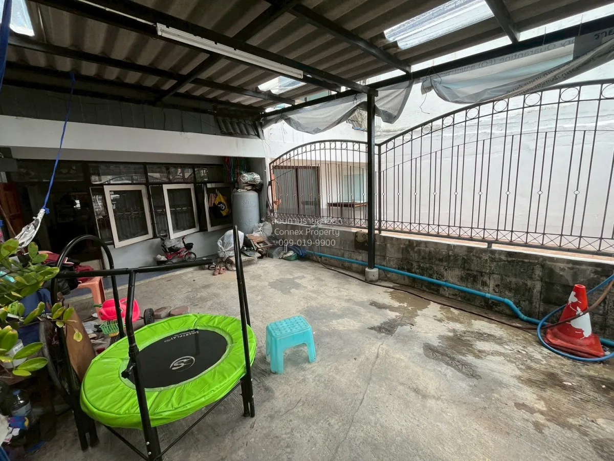 ขายทาวน์เฮาส์ 2 ชั้น ซอย หมู่บ้านพรสว่างนิเวศน์ เทพารักษ์ สมุทรปร 3