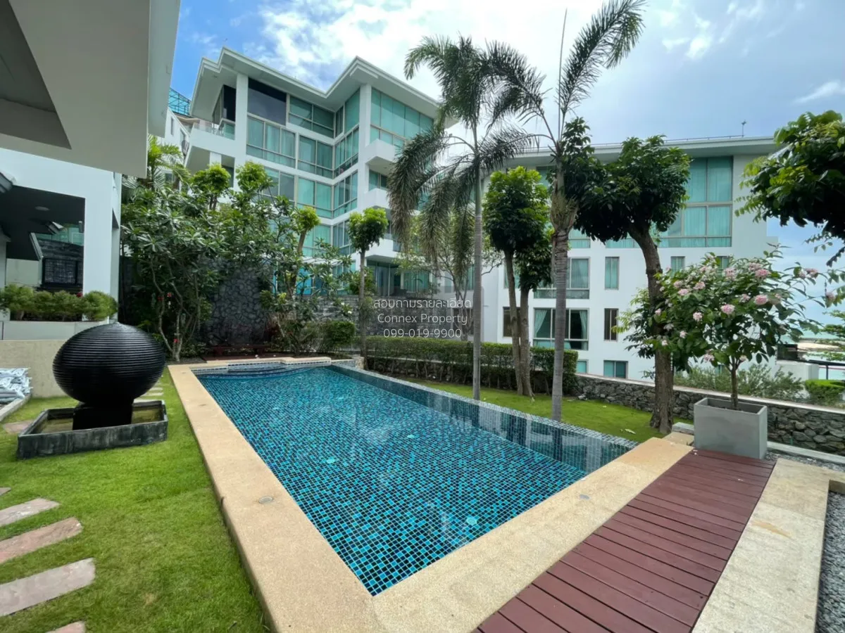 For Sale Private villa on North Pattaya beach with private pool. 