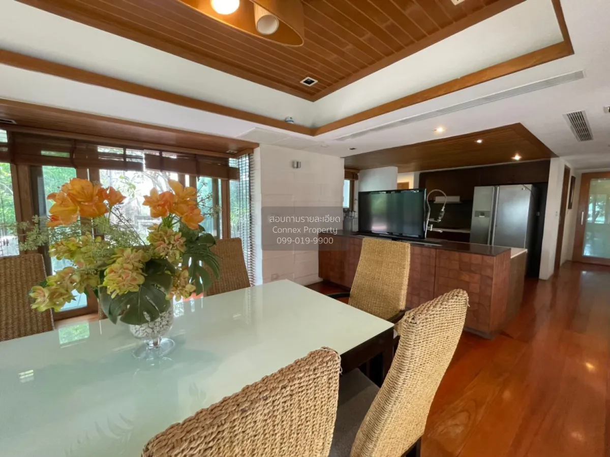 For Rent Private villa on North Pattaya beach with private pool. 