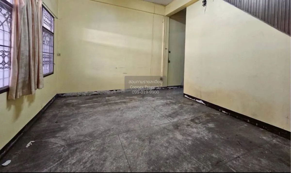 For Sale 2 Storey townhouse in Sena Nikhom 1 Soi 3 ,Bangkok. , La 2