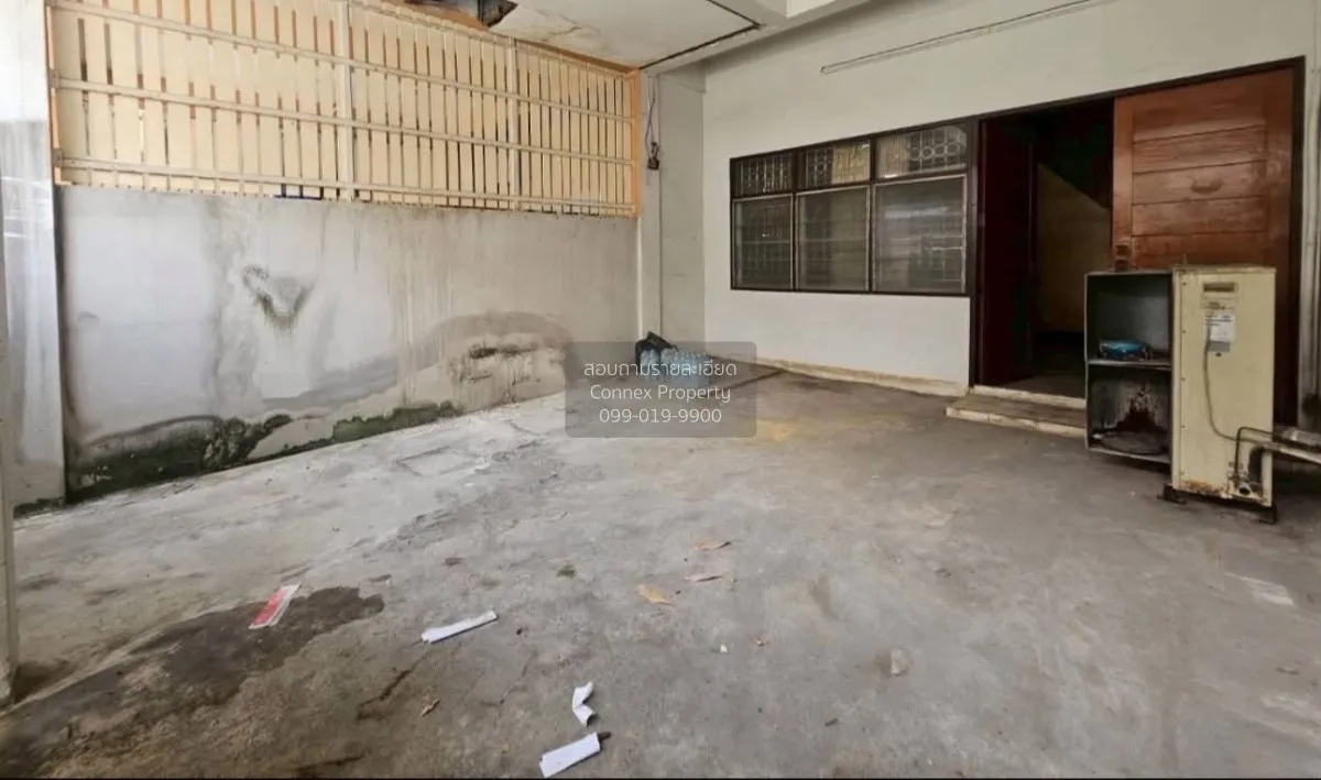 For Sale 2 Storey townhouse in Sena Nikhom 1 Soi 3 ,Bangkok. , La 4