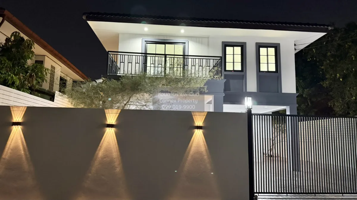 For Sale House , Thong Sathit Villa 5 , wide frontage , newly ren