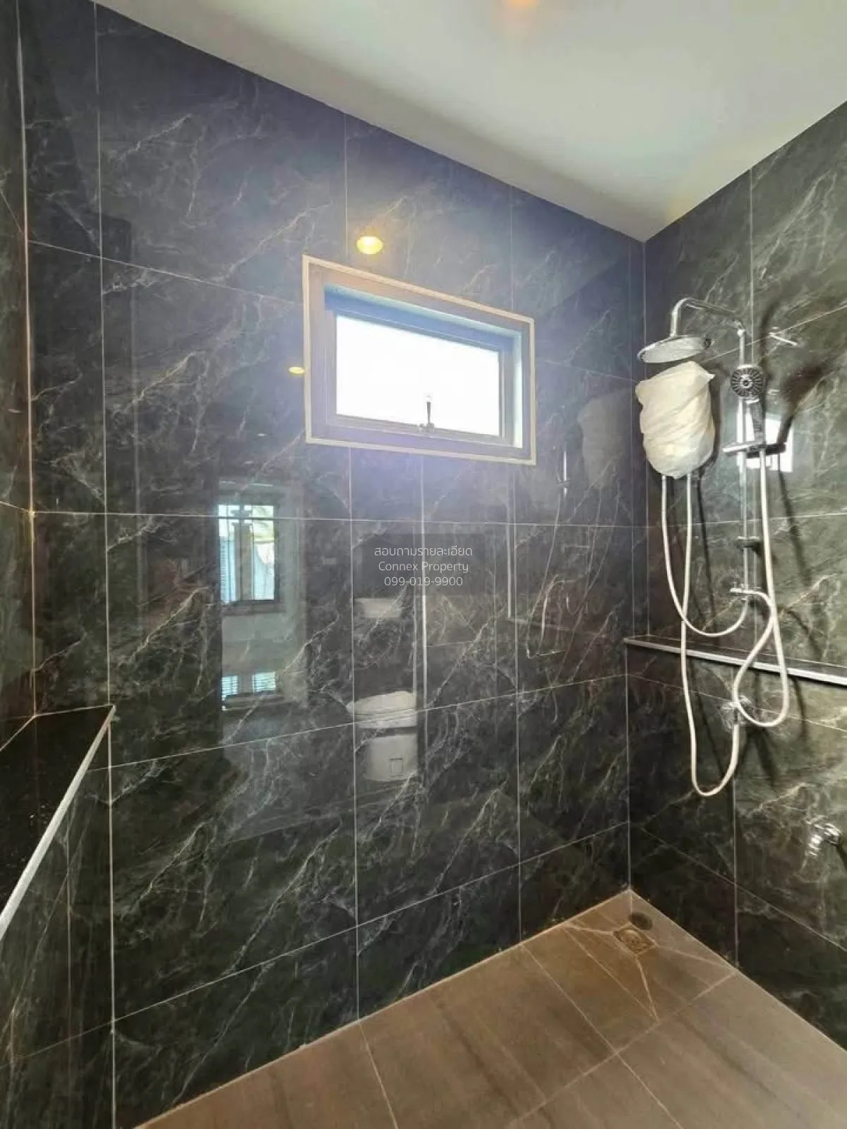 For Sale Pool villa in Soi Huai Yai, House A2, ready to move in. 