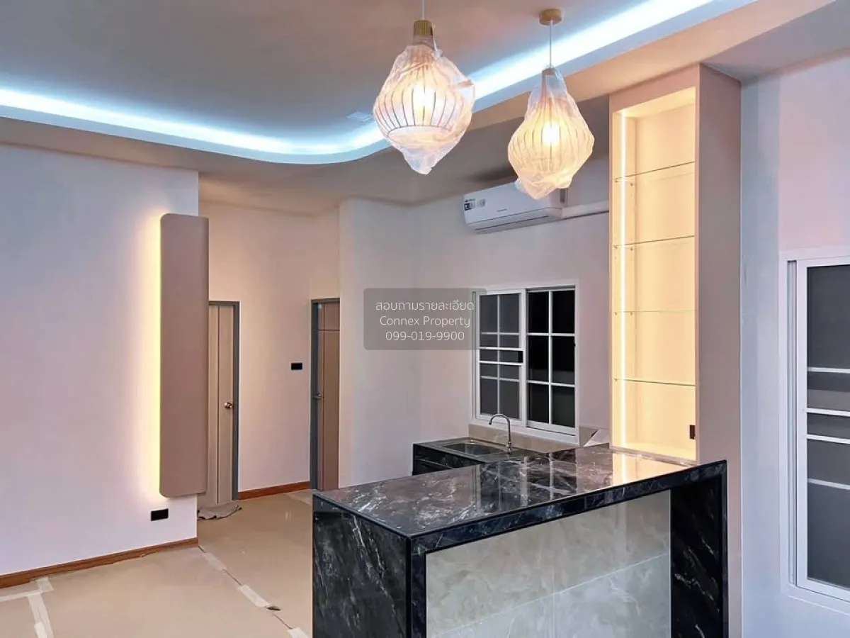 For Sale Single-story detached house, modern style, Soi Samnak Ta