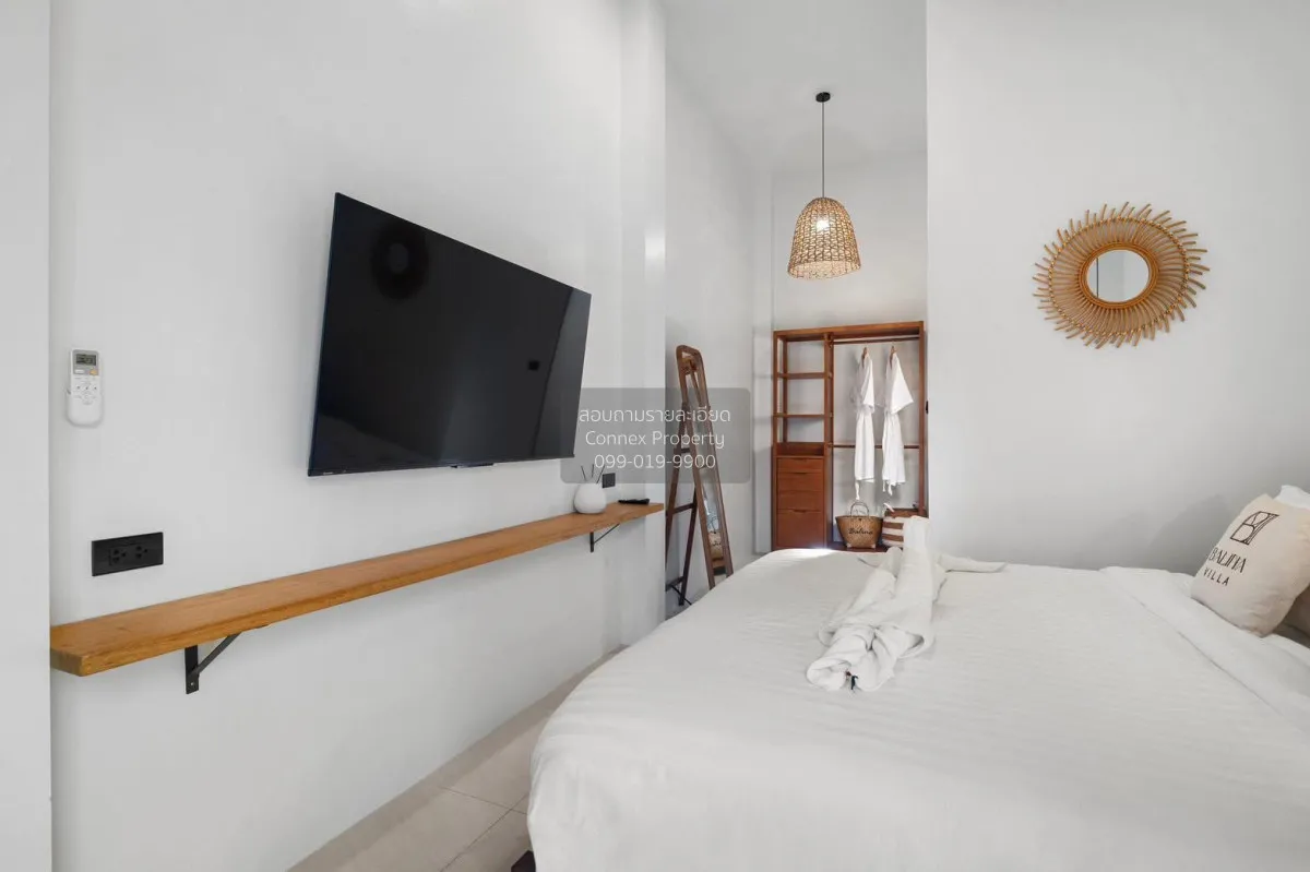 For Sale Luxury private pool villa Phuket , nice view , newly ren