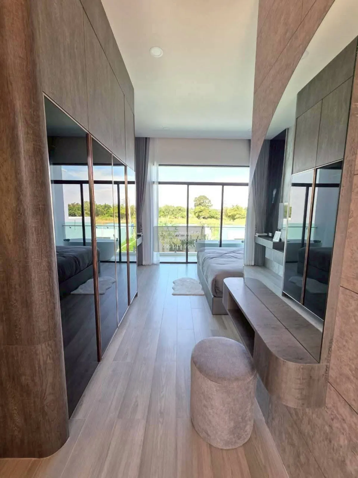 For Sale 2-storey pool villa, 300 sq.m, Huay Yai - Pattaya. , Hua