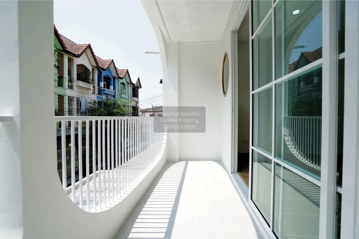 ขายทาวน์เฮ้าส์/ทาวน์โฮม  วิเศษสุขนคร 18 รีโนเวทใหม่ ทุ่งครุ เขต ท
