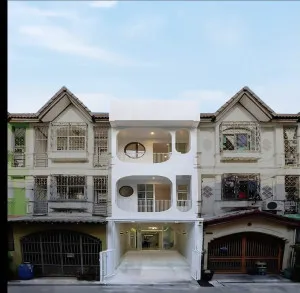 ขายทาวน์เฮ้าส์/ทาวน์โฮม  วิเศษสุขนคร 18 รีโนเวทใหม่ ทุ่งครุ เขต ทุ่งครุ กรุงเทพ CX-155352