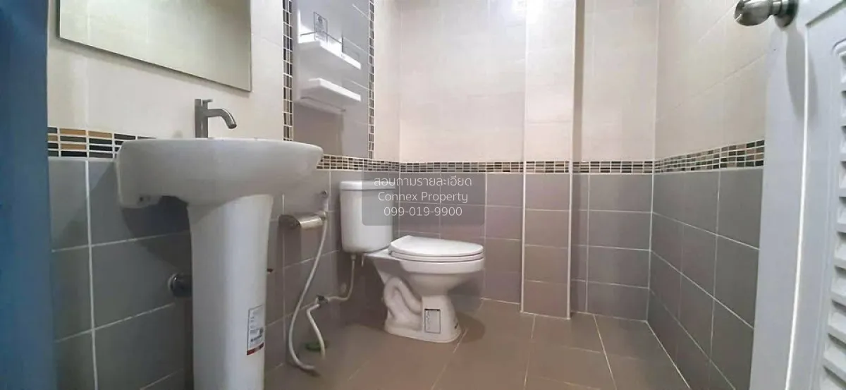 For Sale Townhouse/Townhome  , Pornthep Garden Ville 9 , Bang Lam