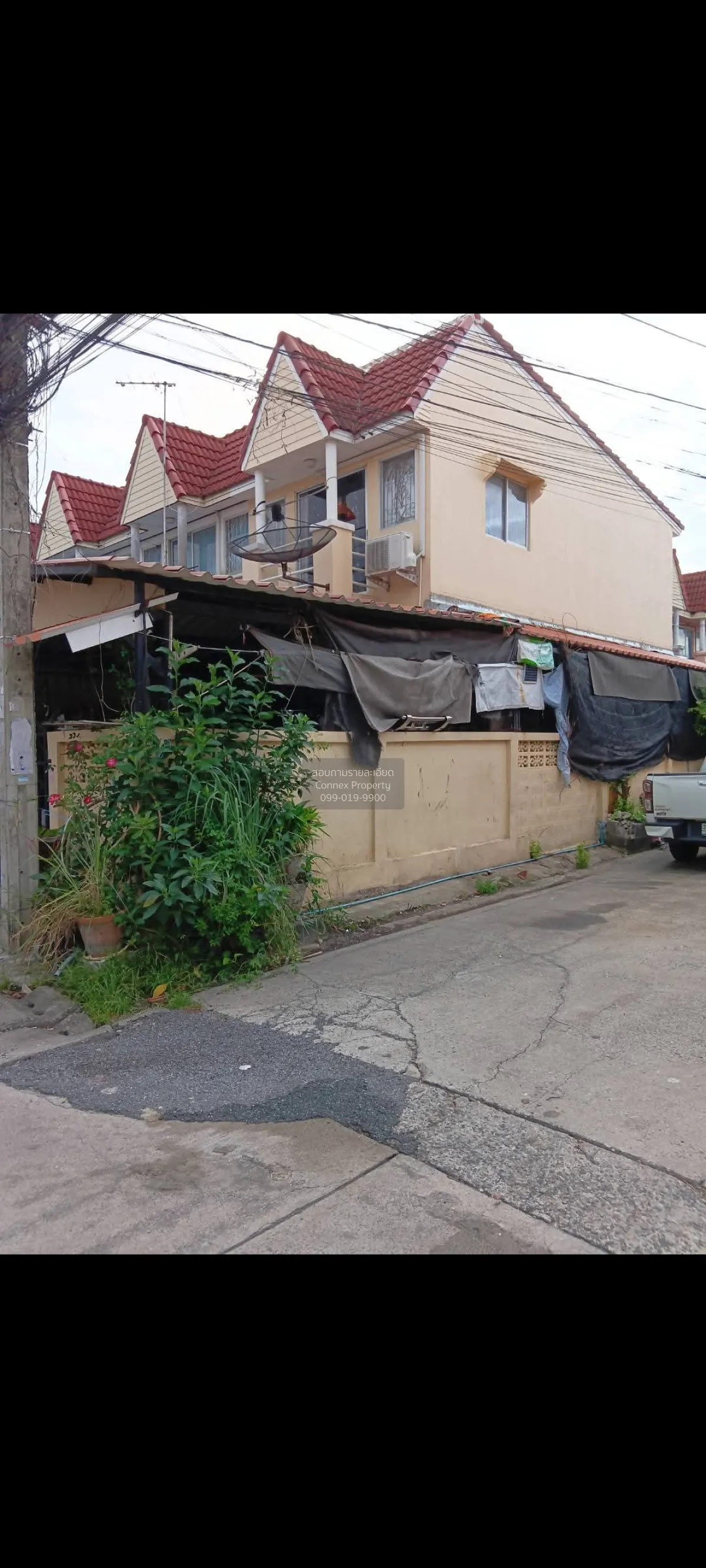 For Sale Townhouse/Townhome  , Baan Chutima , wide frontage , Phr 1