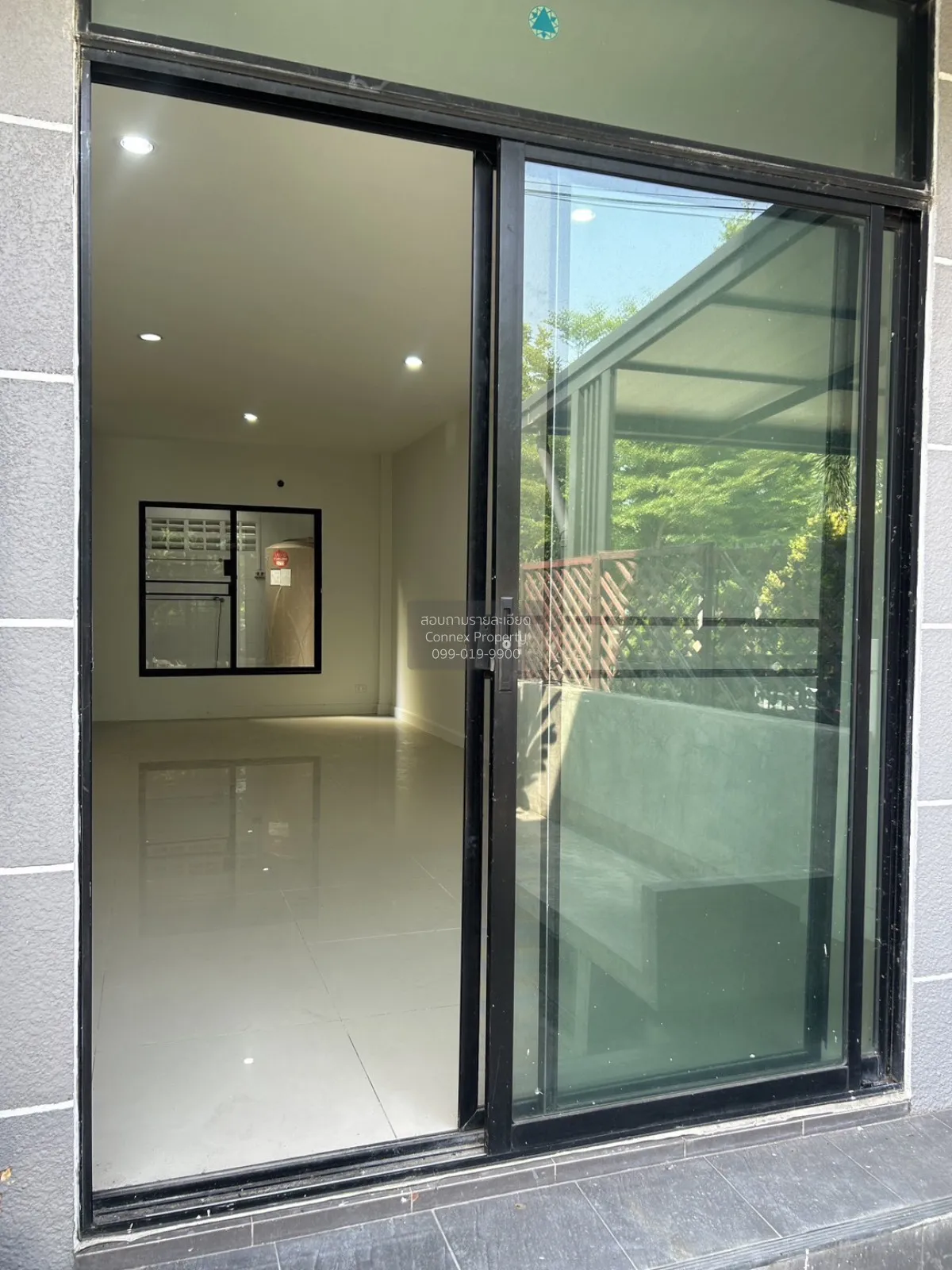 ขายทาวน์เฮ้าส์/ทาวน์โฮม  เดอะ วิลล่า รามคำแหง - สุวรรณภูมิ MRT-เศ 3