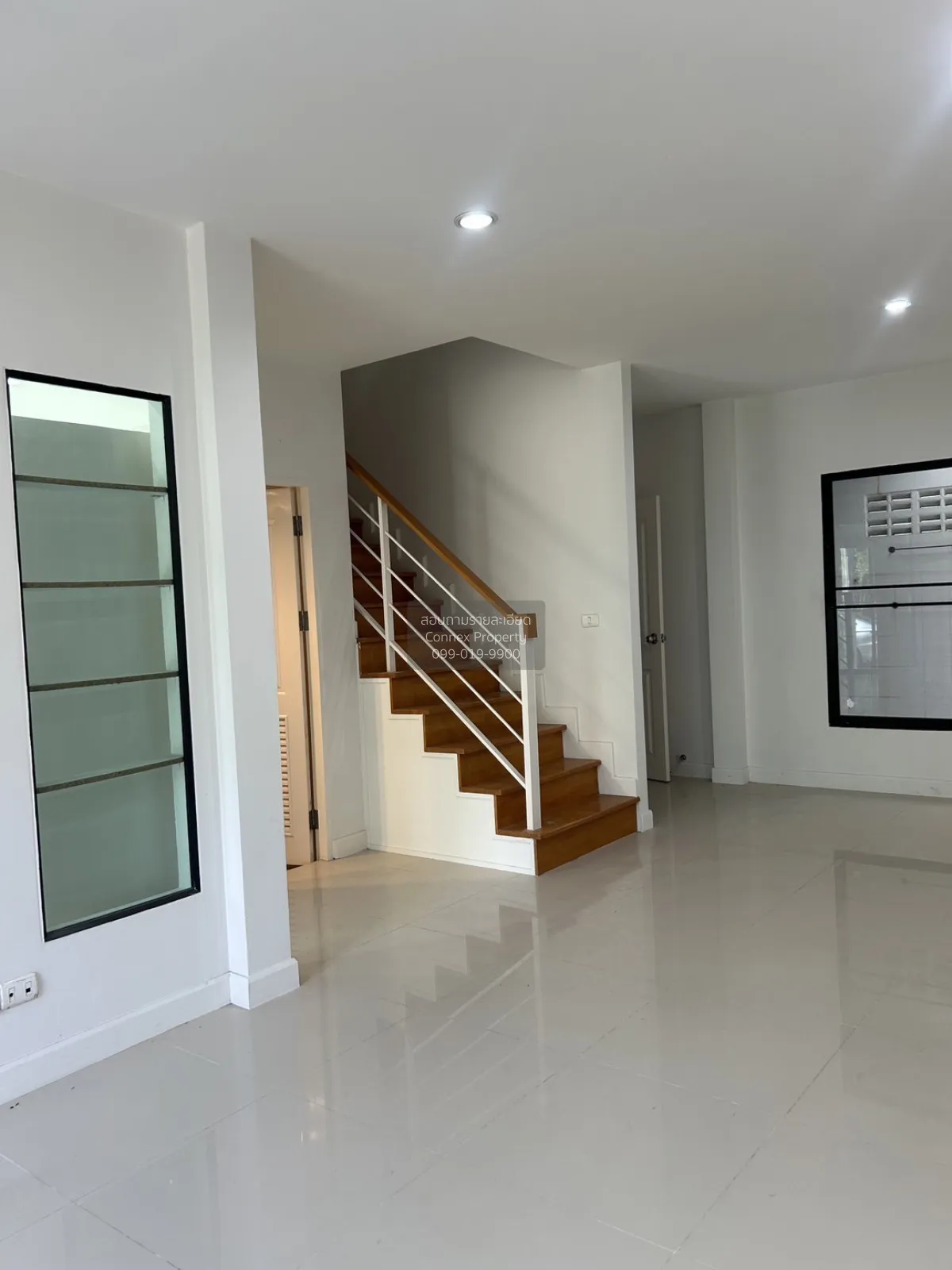 ขายทาวน์เฮ้าส์/ทาวน์โฮม  เดอะ วิลล่า รามคำแหง - สุวรรณภูมิ MRT-เศ 4