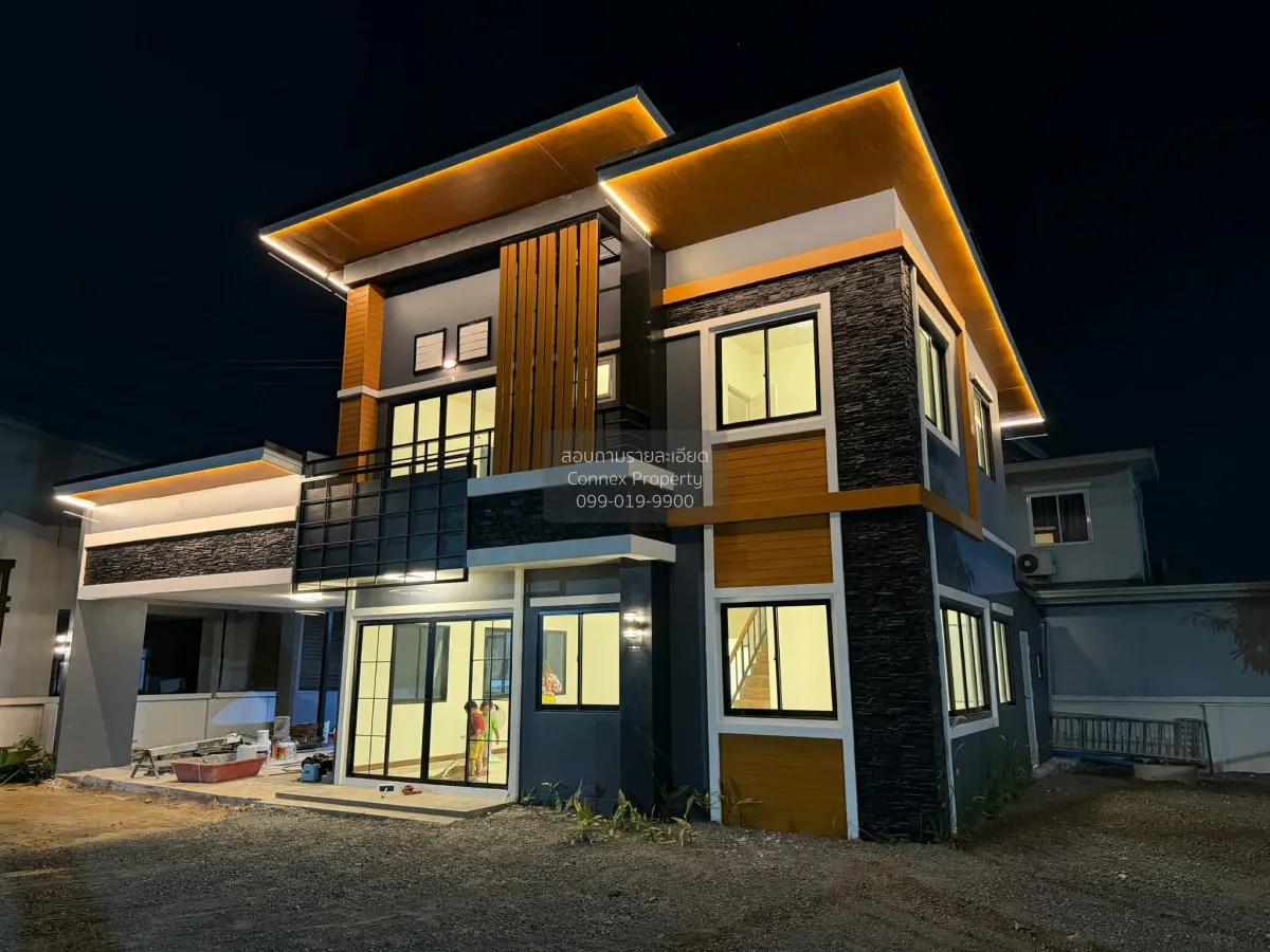 For Sale House , Flora Ville Park City Suwinthawong , corner unit 3