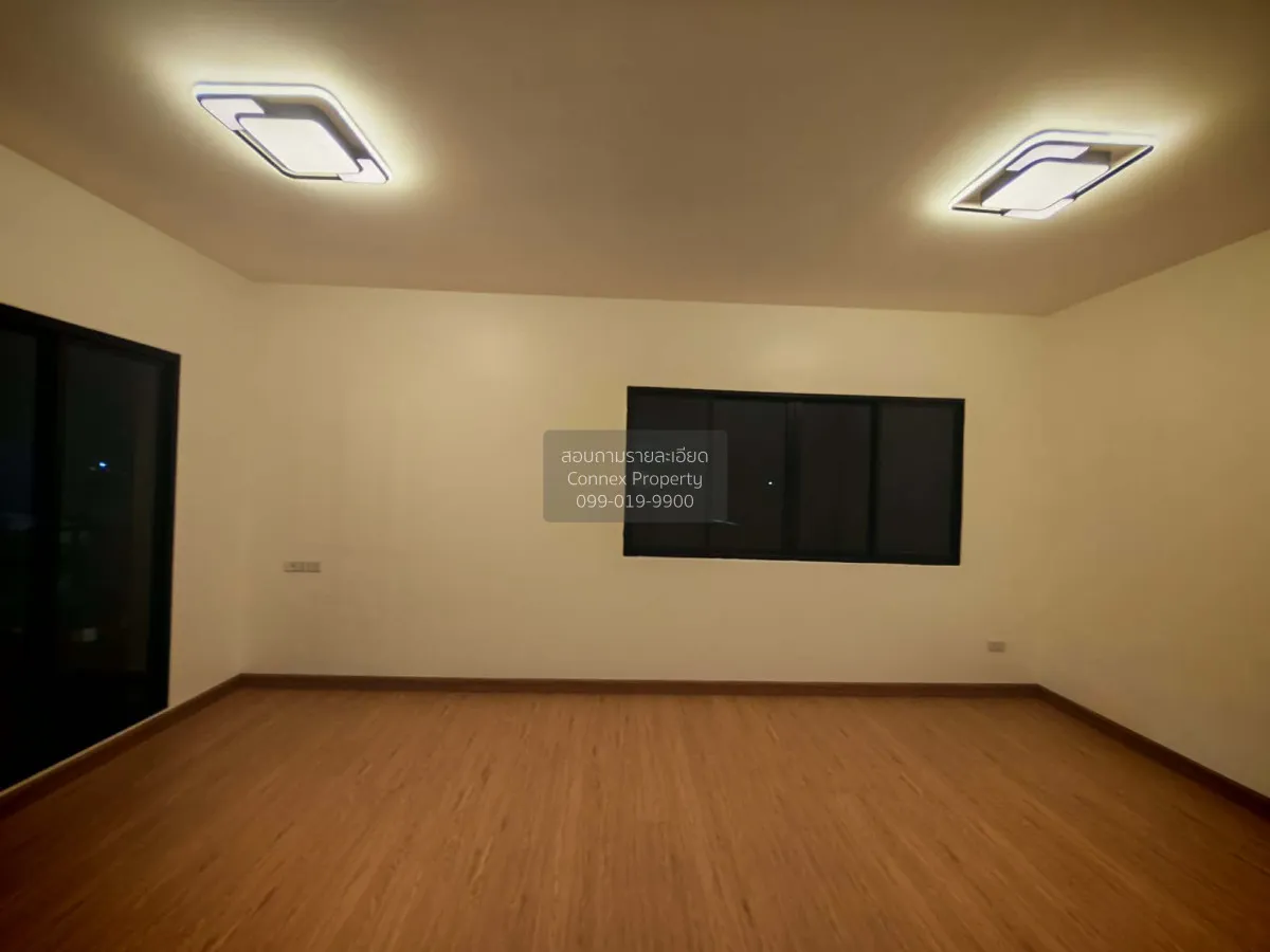 For Sale House , Flora Ville Park City Suwinthawong , corner unit
