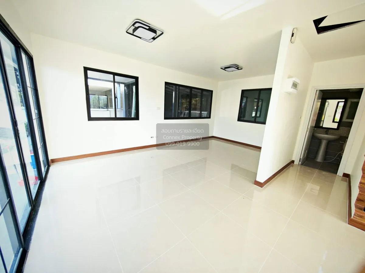 For Sale House , Flora Ville Park City Suwinthawong , corner unit