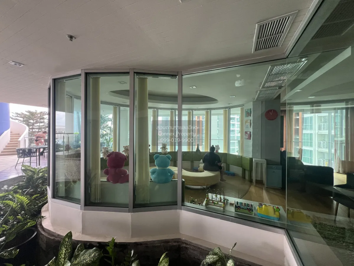 For Sale Condo , Sky Walk Residences , high floor , newly renovat