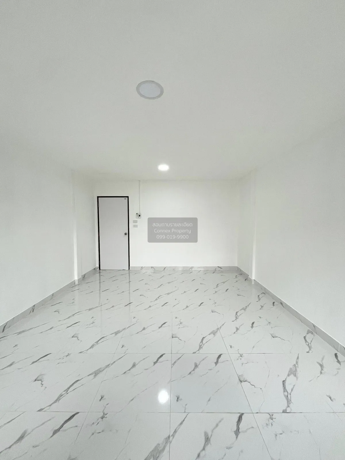 For Rent 3-story townhome (along the Ramintra Expressway) , Ramin