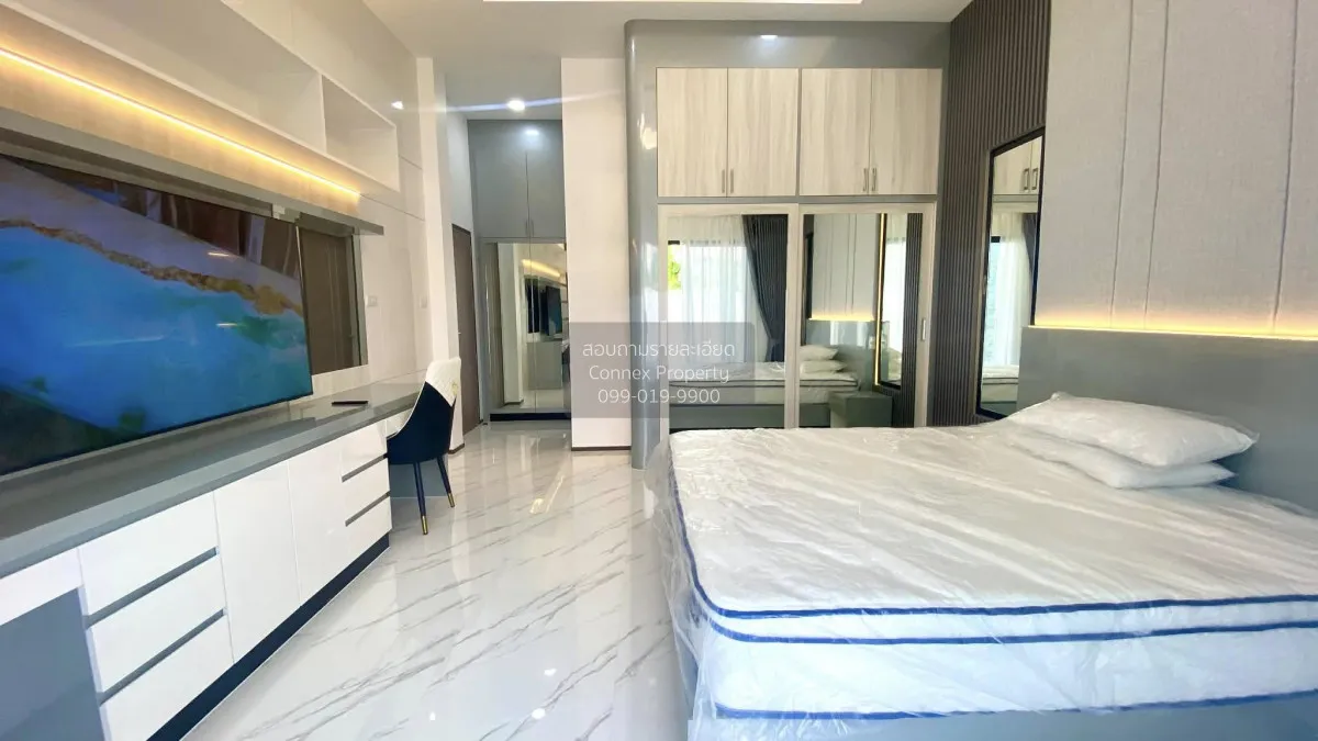 For Sale Luxury single - storey pool villa, 532.4 sq m, Huai Yai,