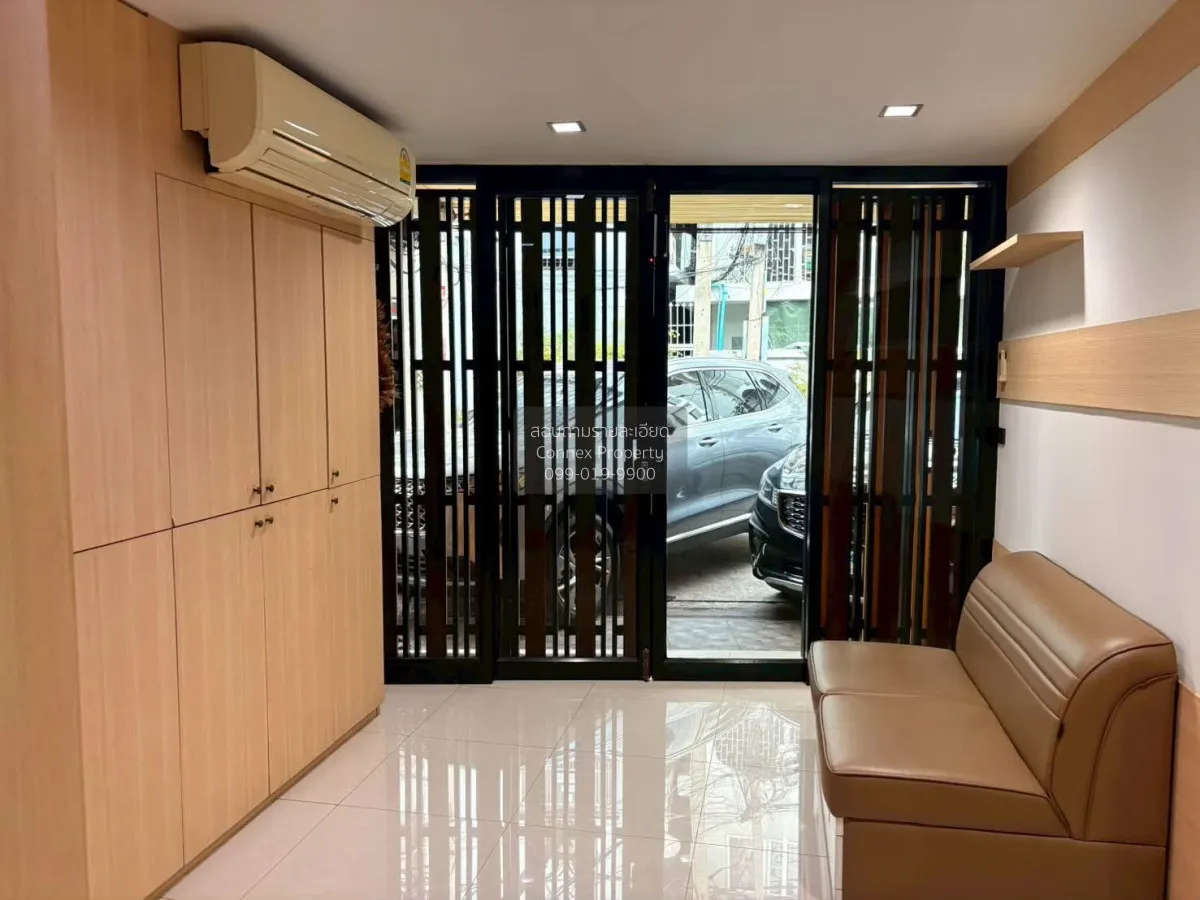 For Rent Single House @ MRT HUALAMPHONG , Rong Mueang , Pathum Wa 4