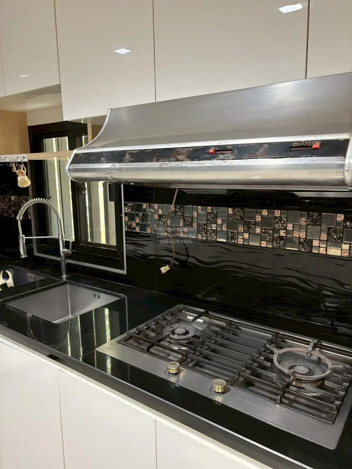 For Rent Single House @ MRT HUALAMPHONG , Rong Mueang , Pathum Wa