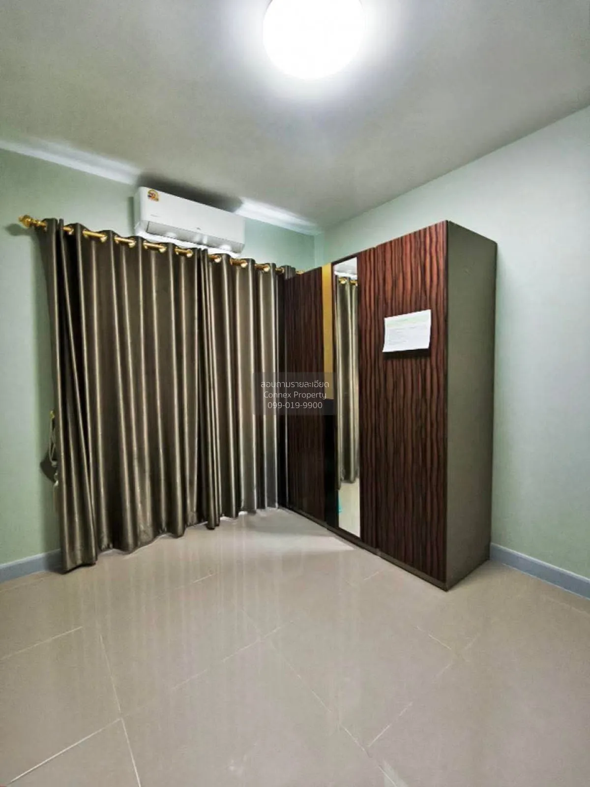 For Sale House , Ratchatanee 11 , corner unit , wide frontage , B