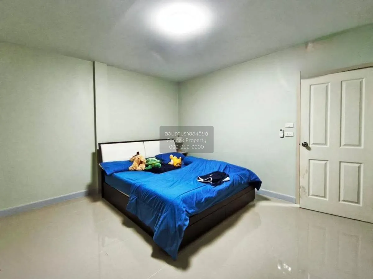 For Sale House , Ratchatanee 11 , corner unit , wide frontage , B