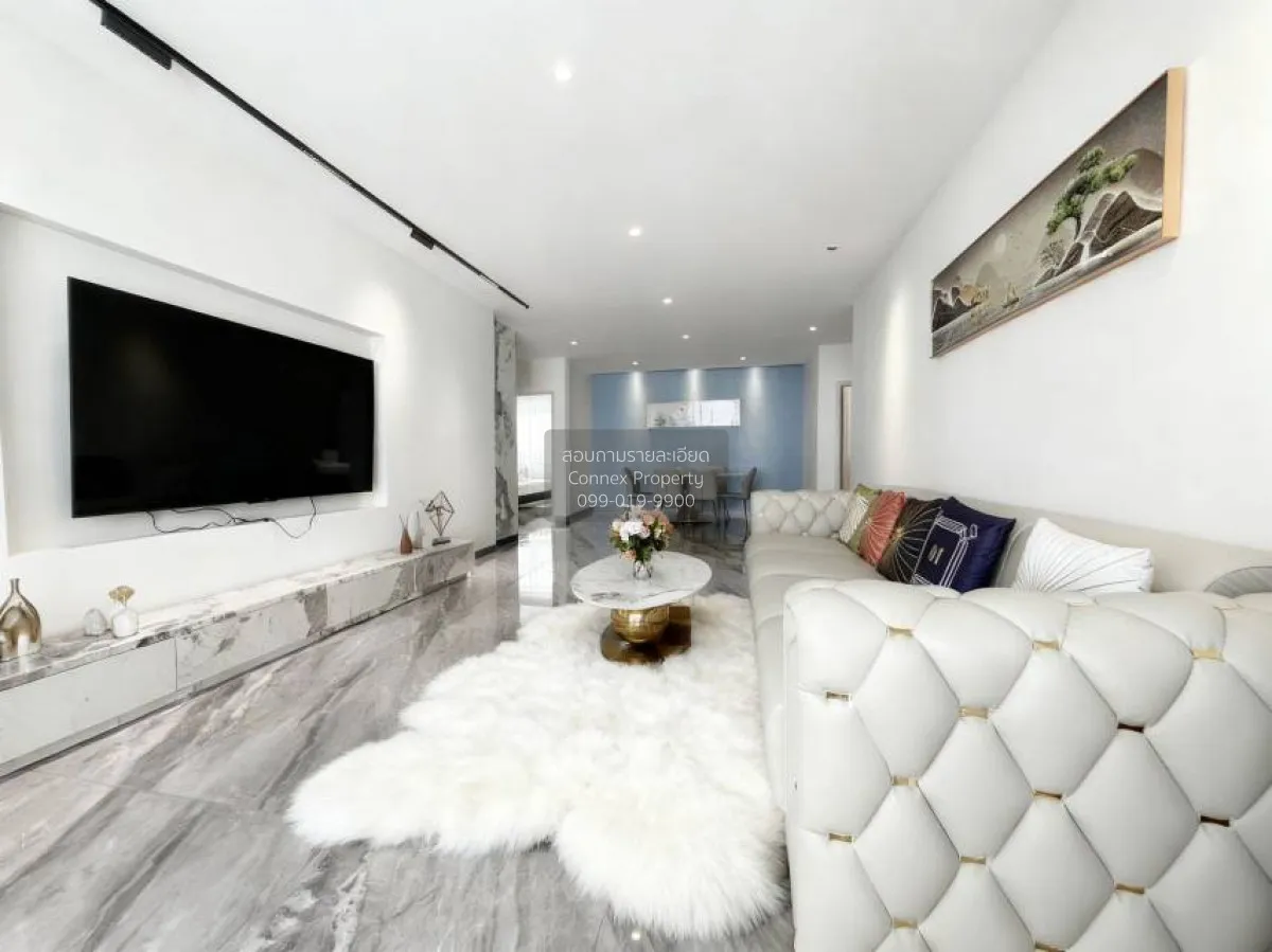 For Sale Single - storey house, 308 square meters, Na Kluea, Chon