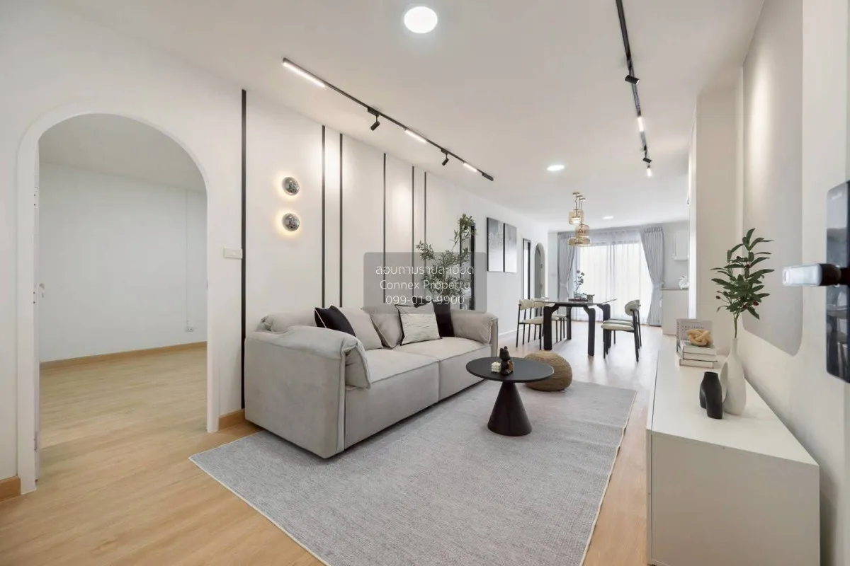 For Sale Condo , D.D.Tower , newly renovated , MRT-Huai Khwang ,  1