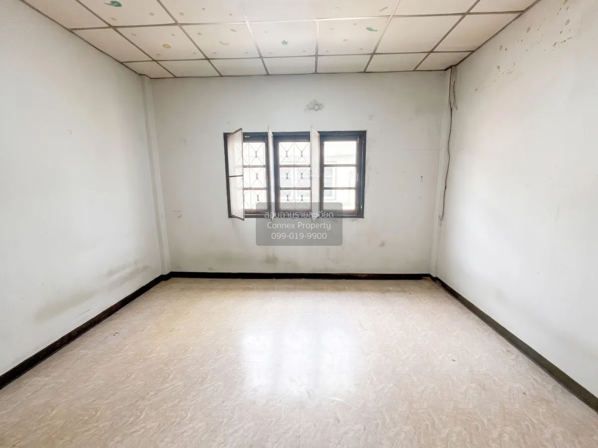 For Sale Townhouse/Townhome  , Benchasiri , Suan Luang , Krathum  3