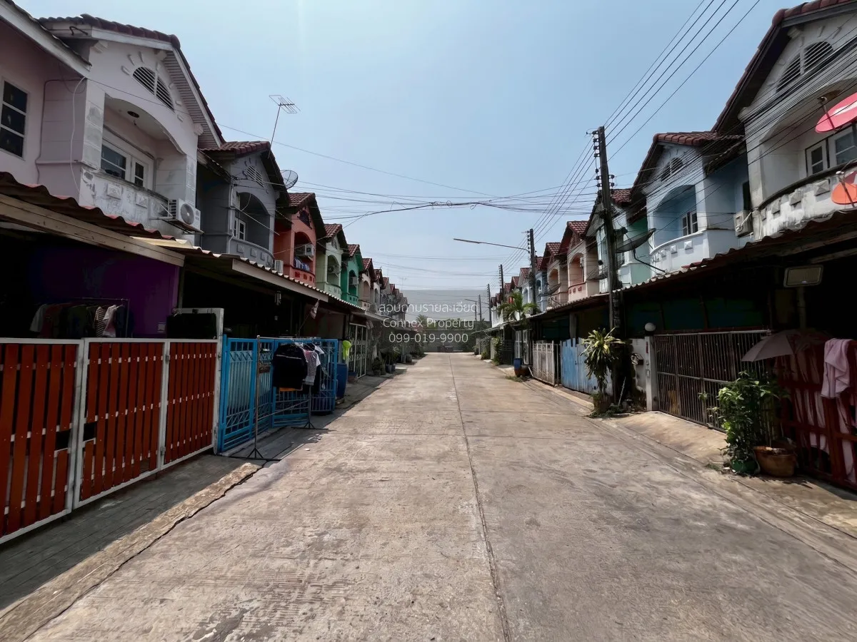 For Sale Townhouse/Townhome  , Benchasiri , Suan Luang , Krathum 